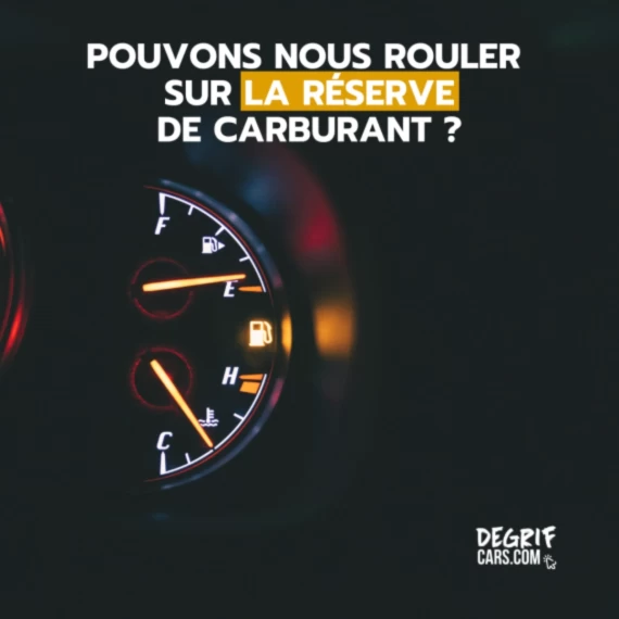 Voyant carburant qui s'allume en montrant la réserve de carburant